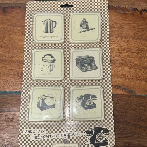 6 Refrigerator magnets, retro theme - Picture 1 of 4